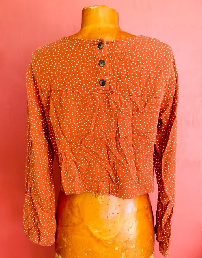 Élégante petite blouse manches longues, à pois - photo numéro 2