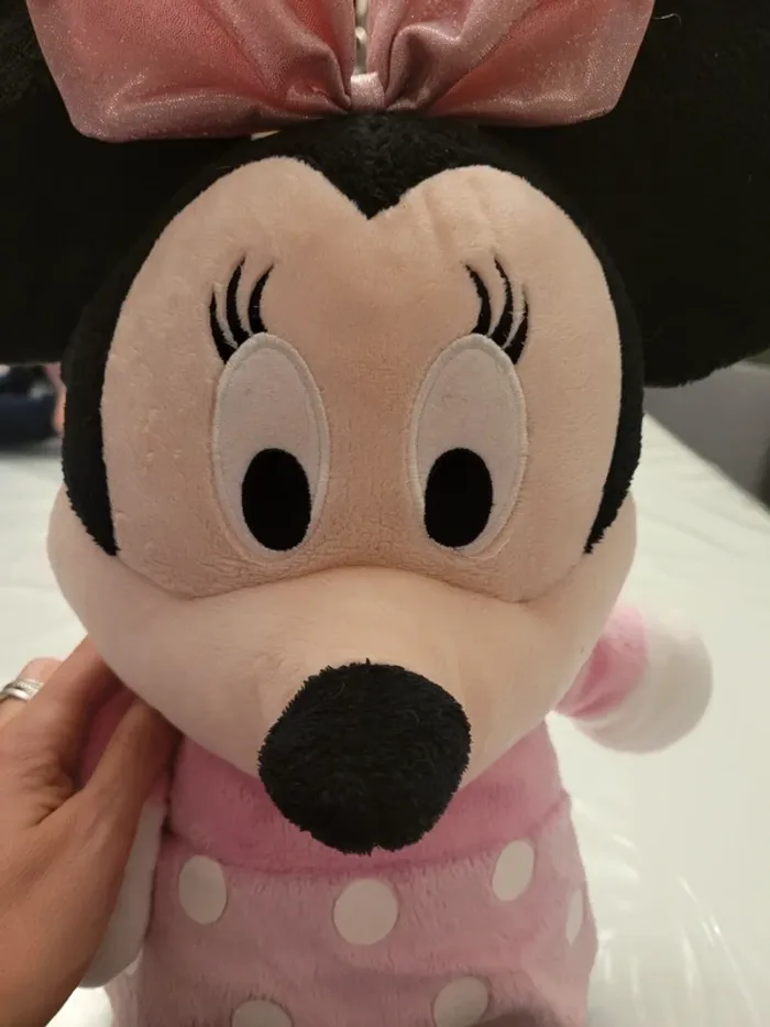 Grande peluche Minnie - photo numéro 3
