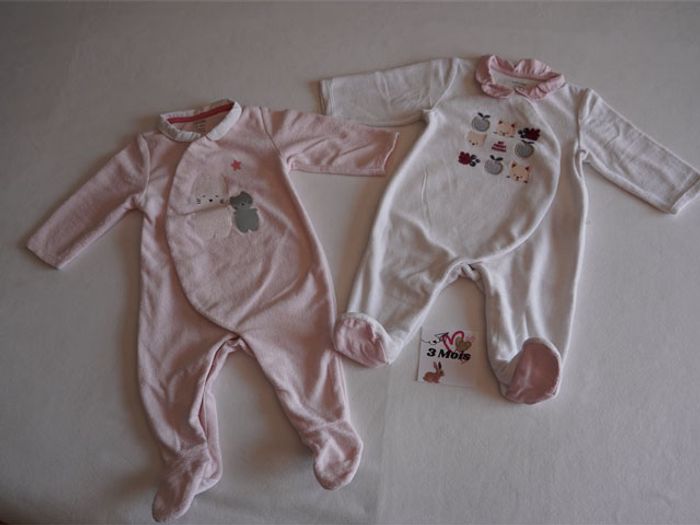 Lot n°6 de 2 Pyjamas velours blancs/roses fantaisies Obaibi en 3 mois