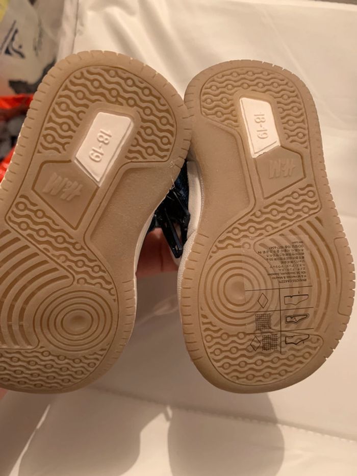 Chaussures neuves - photo numéro 2