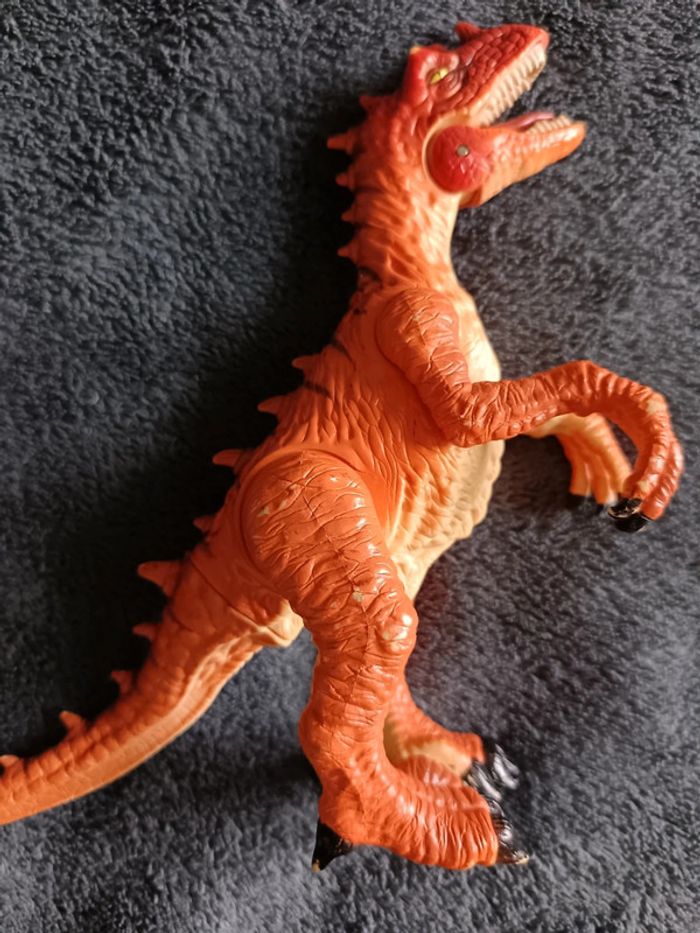 Grand T-Rex - photo numéro 4