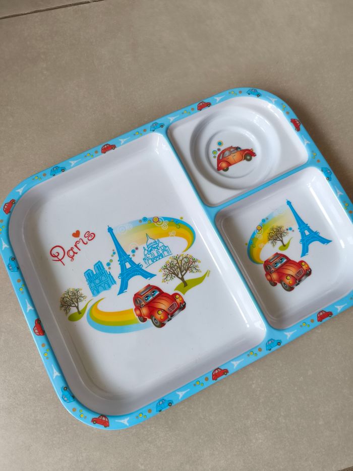 Lot 4 assiettes bébé - photo numéro 2
