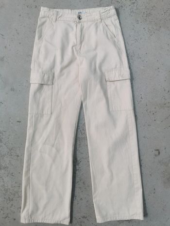 Pantalon cargo couleur crème