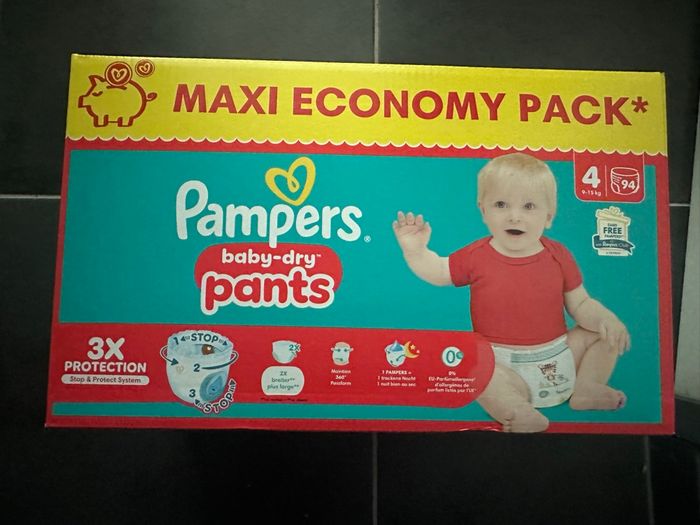 Carton Pampers Pants taille 4