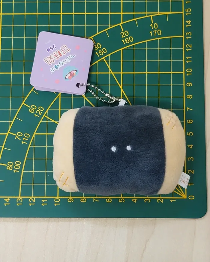 Mascotte Tsuburana hitomi no amamidokoro : Isobeyaki - photo numéro 4