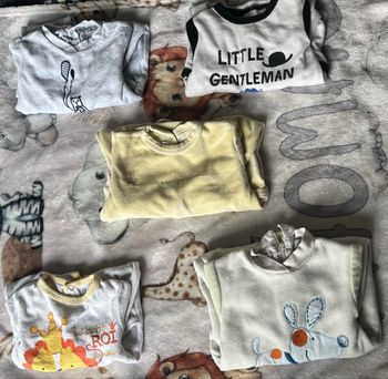 Lot de 5 pyjamas taille 3 mois 
