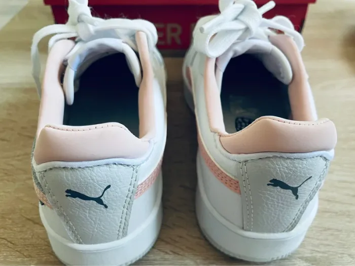 Puma Carina Street pointure 35.5 - photo numéro 3