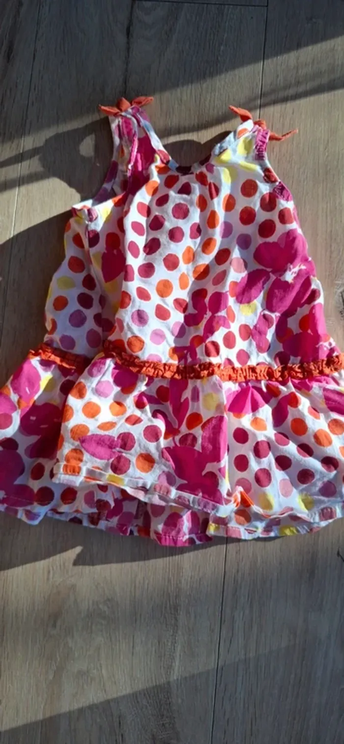 Robe rose