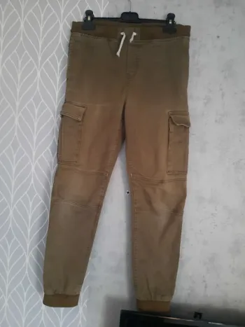 Cargo kaki 14 ans