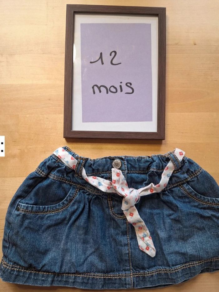 Jupe en jean pour fille taille 12mois marque obaidi très bon état