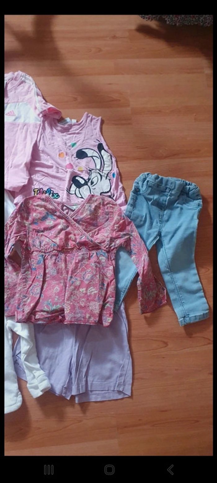 Lot 3/4 ans - photo numéro 4