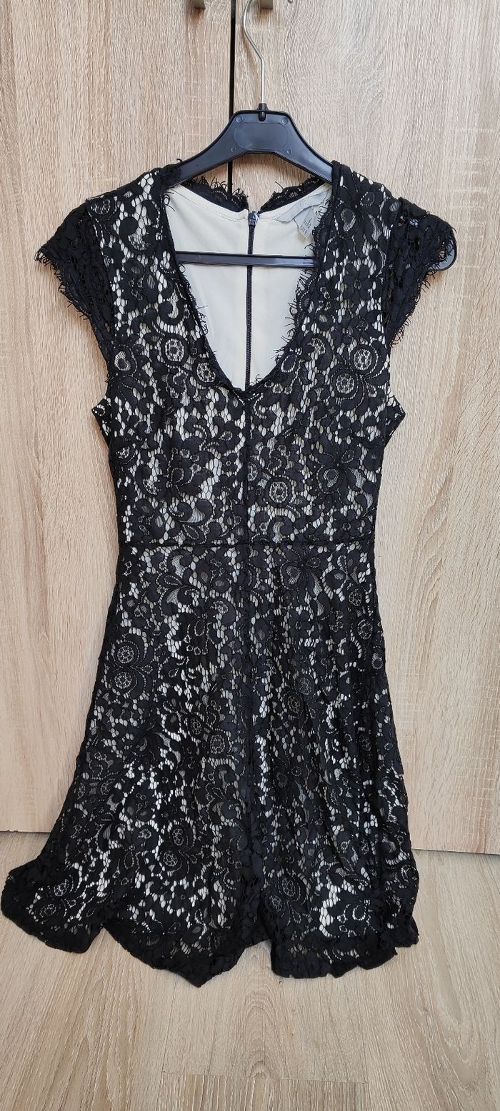 Robe en dentelle