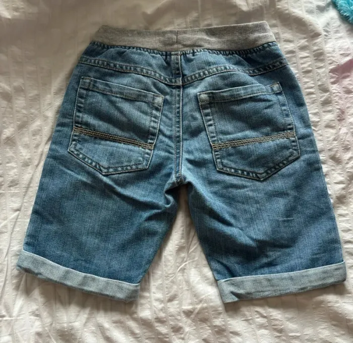 short Taille 8 ans - photo numéro 2