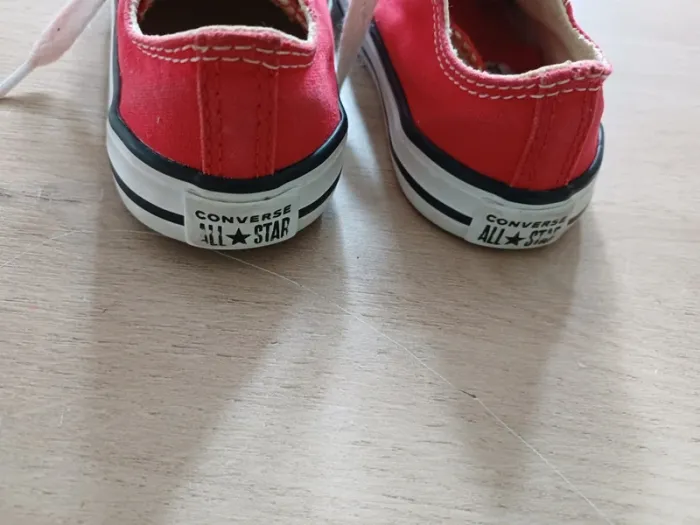 Converse rouge - photo numéro 5