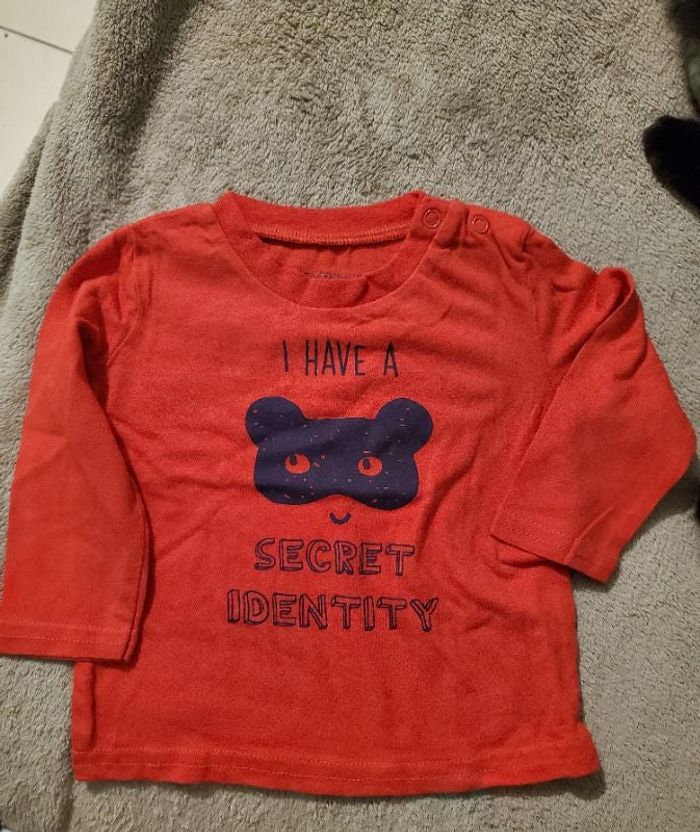 T-shirt