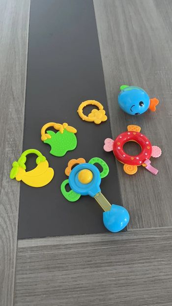 Lot de jouets 1er âge