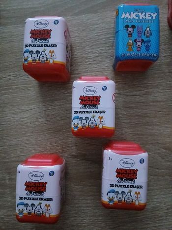 Lot figurines mickey