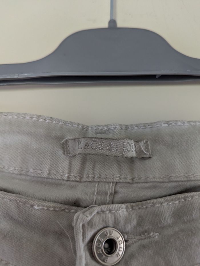 Pantalon "place du jour" - photo numéro 4