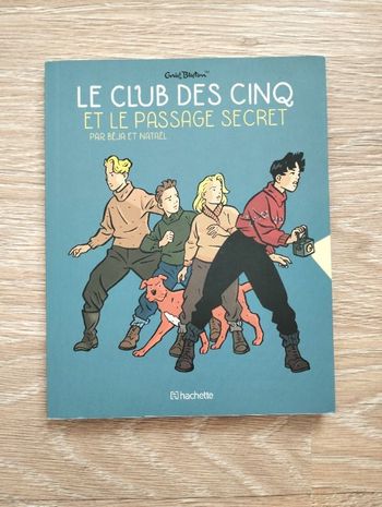 Le club des cinq et le passage secret.