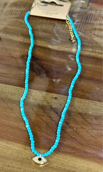 Collier perles naturelles turquoise chaîne réglable œil cristaux habaha Paris