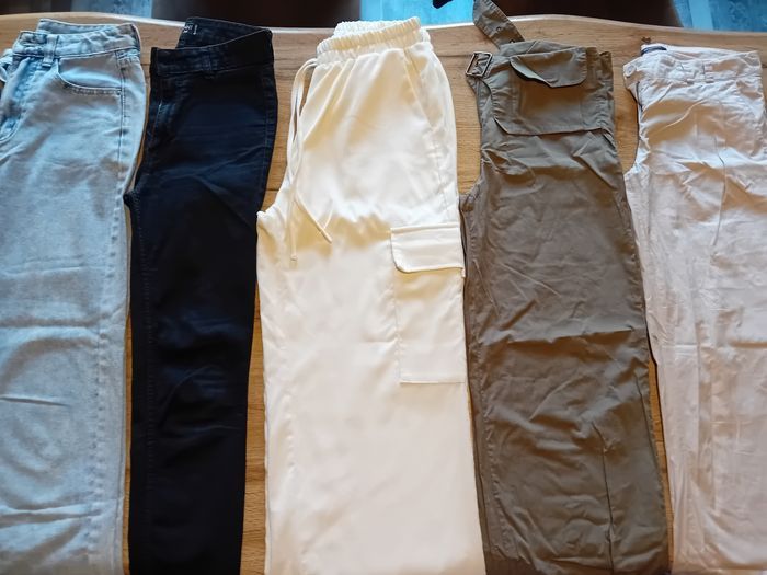 Gros lot vêtements 34 et 36,neuf très bon état et bon état - photo numéro 2