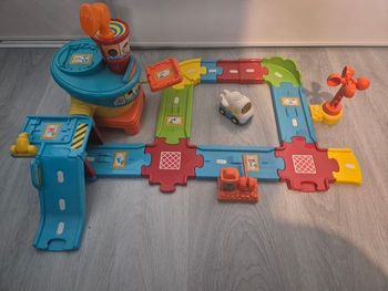 Aéroport tut tut bolide