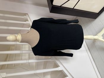Pull Enzoria Paris noir et dentelle noire au dos