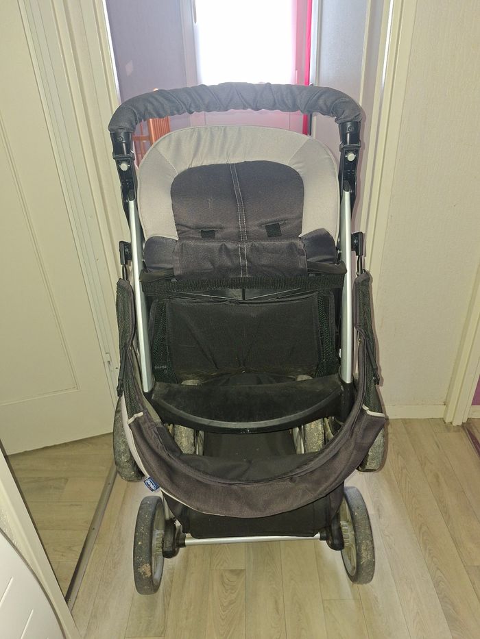 Poussette double chicco - photo numéro 4