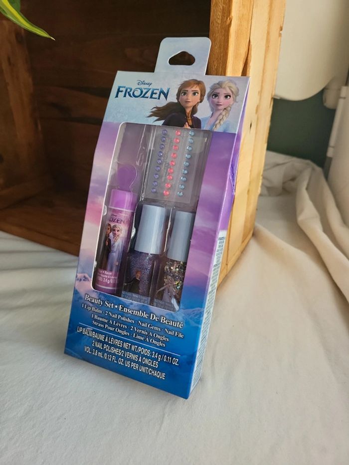 Set vernis beaume à lèvres reine des neiges - photo numéro 4