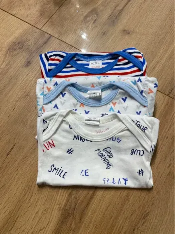 Lot de 3 bodies manches courtes