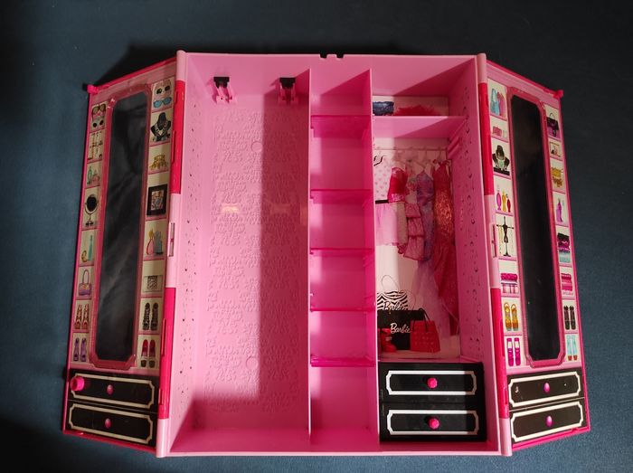 Armoire barbie - photo numéro 2