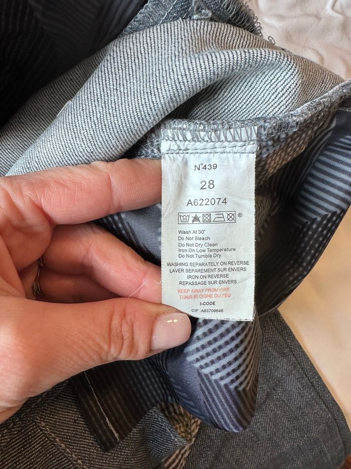 Jean I code IKKS taille 38 gris clair - photo numéro 3