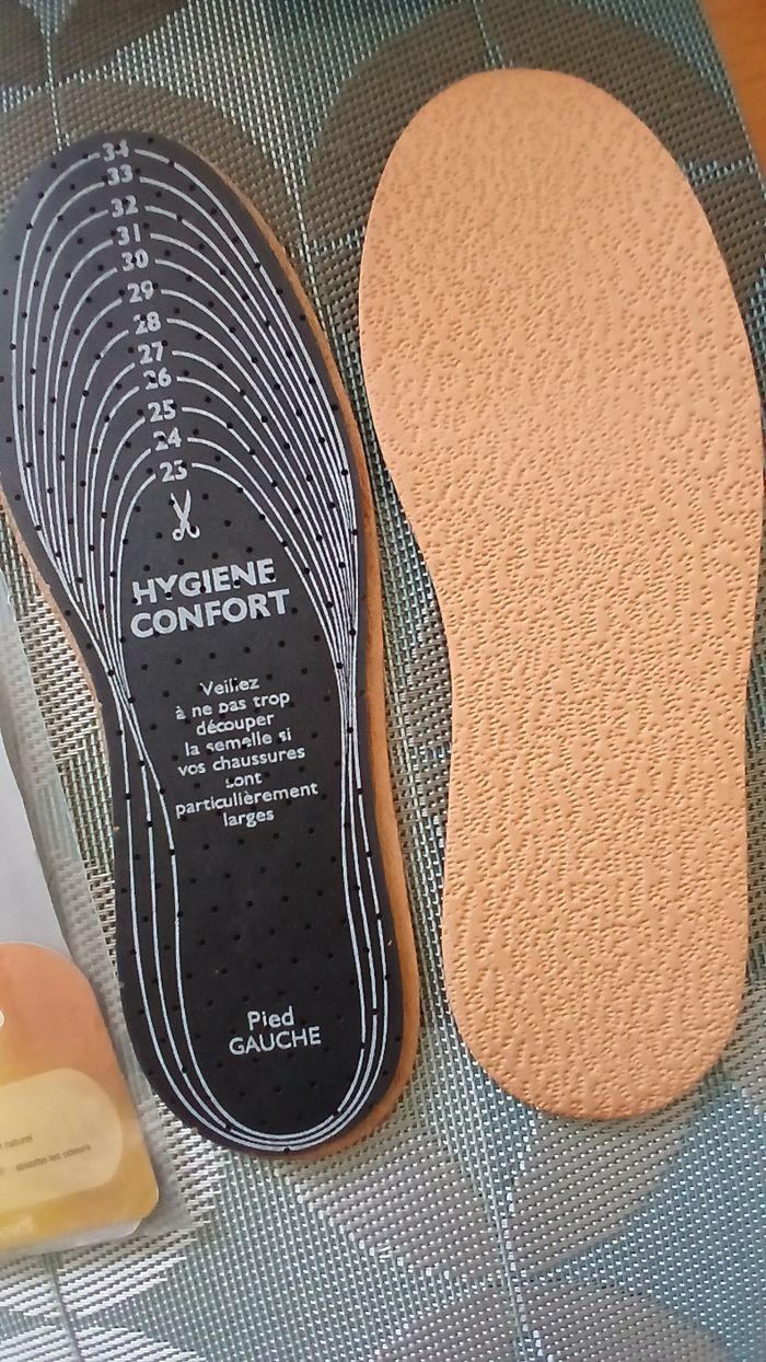 Semelles en cuir chaussures taille 25 à 34 - photo numéro 2