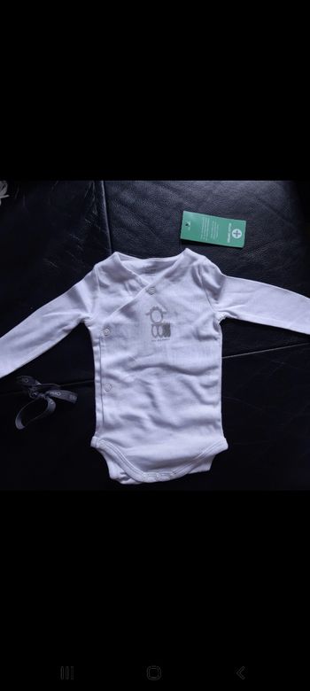 Body 3 mois NEUF