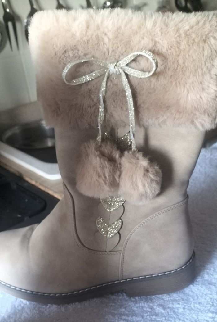 Paires de bottines fille