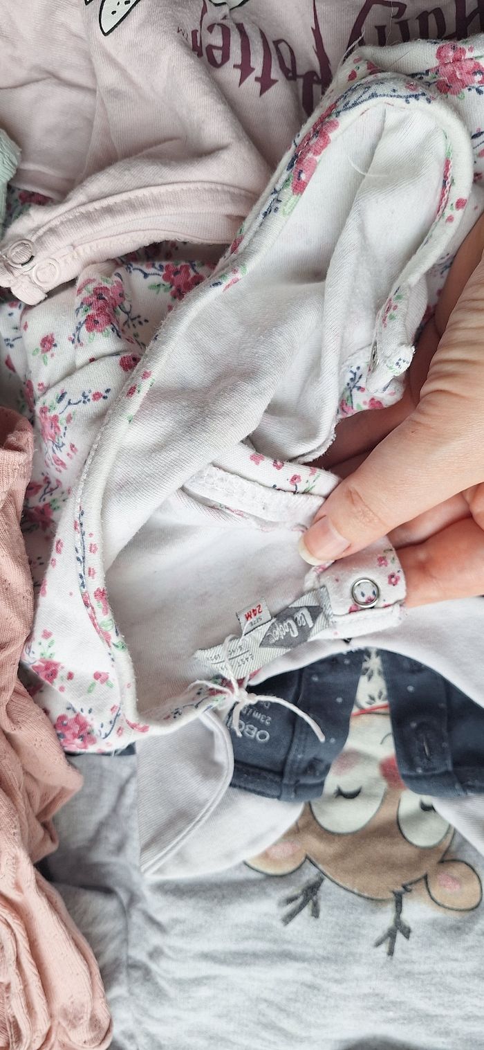 Très gros lot vêtements 2 ans - 73 pièces - photo numéro 4