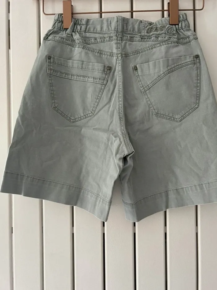 Short TBS taille 36 en parfait état - photo numéro 4