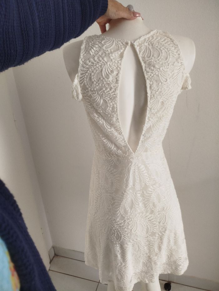 #kytie38femme. Robe en dentelle taille 38/40 - photo numéro 8