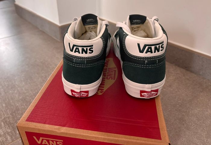 Baskets Vans Neuves Taille 38,5 - photo numéro 5