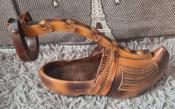 Porte bouteille en bois forme de sabot vintage - photo numéro 3