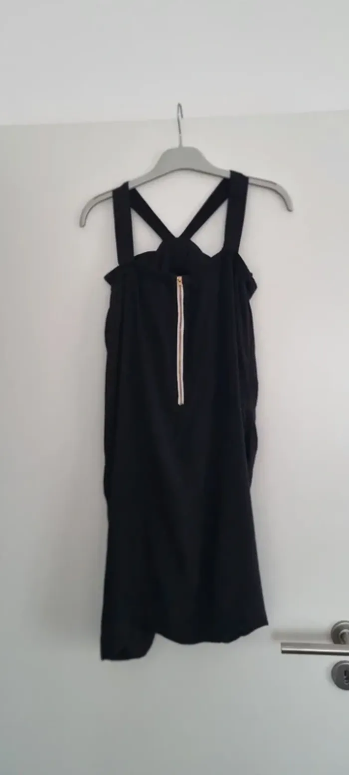 Robe noire courte claudie pierlot noeud 38 - photo numéro 10