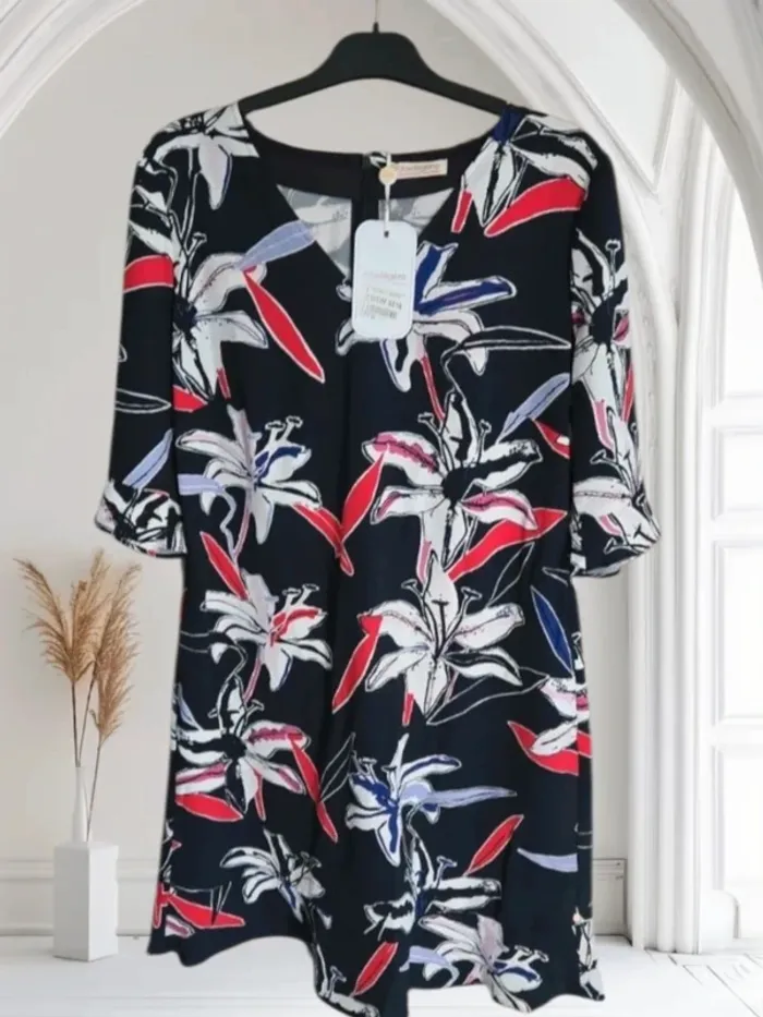 Robe vera mont taille 42 neuve - photo numéro 2