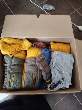 lot de vêtements bebe 6 mois