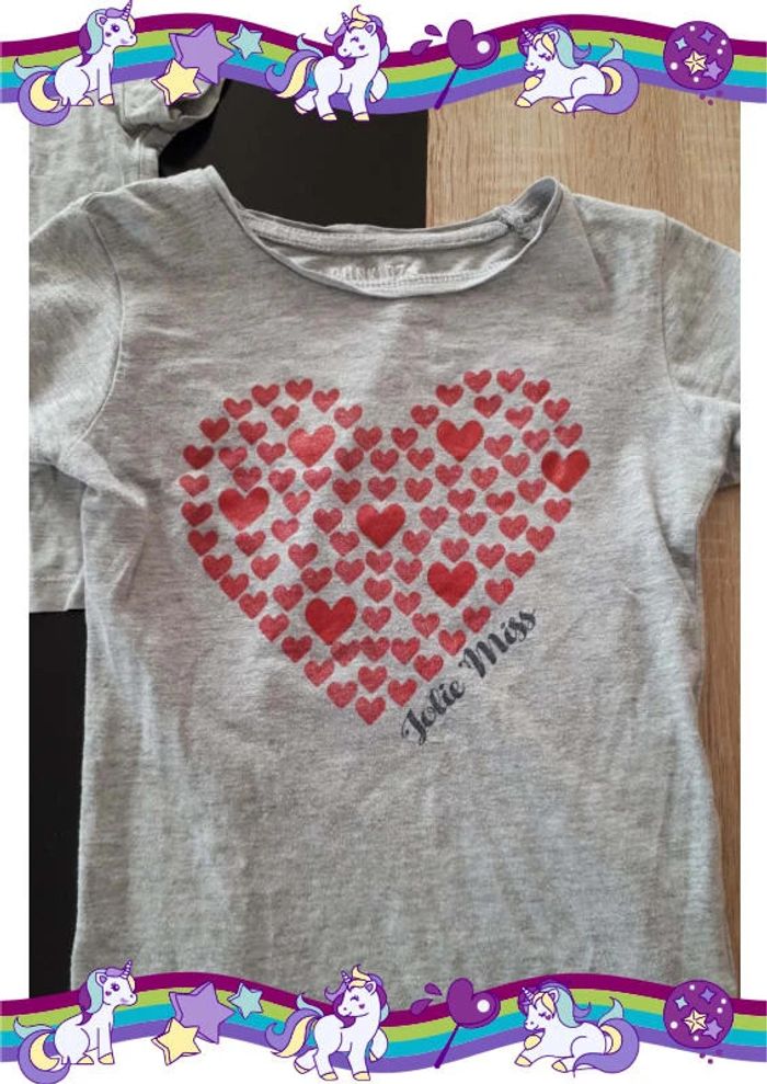 Lot 2 tshirt taille 6 ans - photo numéro 2