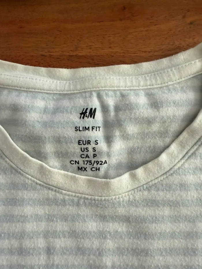T-shirt rayé bleu clair H&M - photo numéro 2