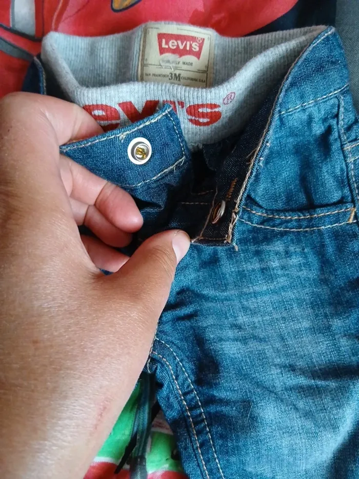 Jean Levi's taille 3 mois - photo numéro 6
