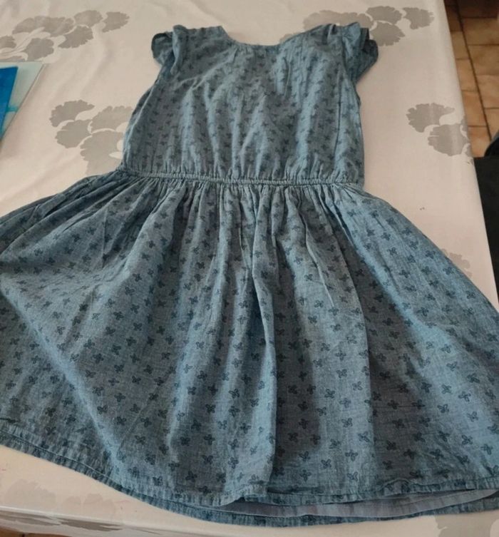 Robe courte