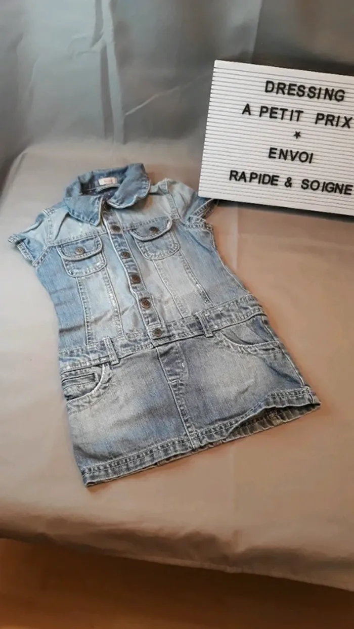 Robe en jeans 4/5 ans