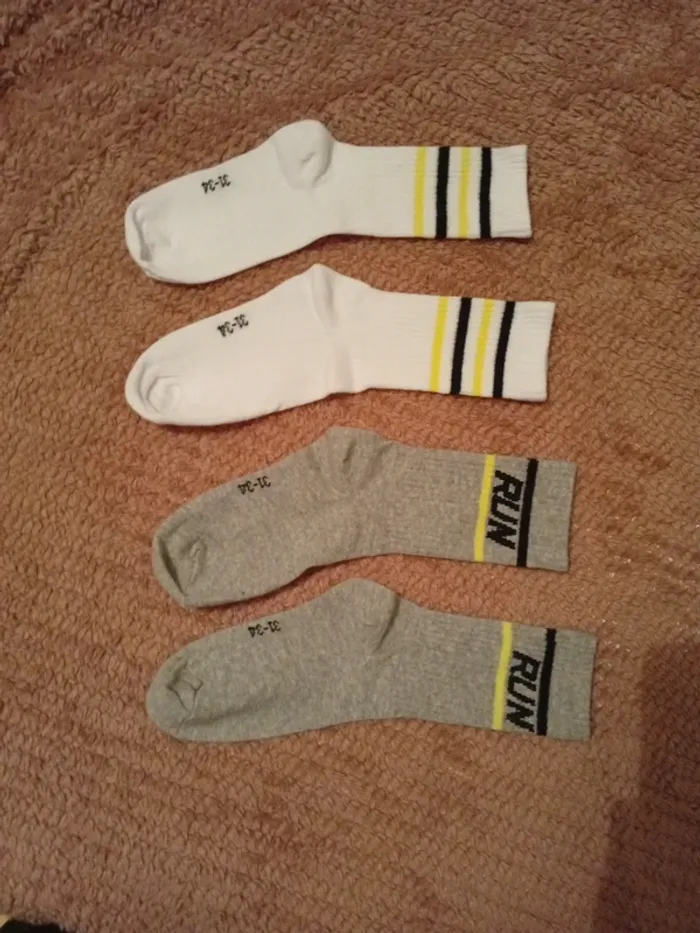 2 paires de chaussettes neuves - photo numéro 3