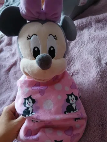 Peluche minnie bébé
